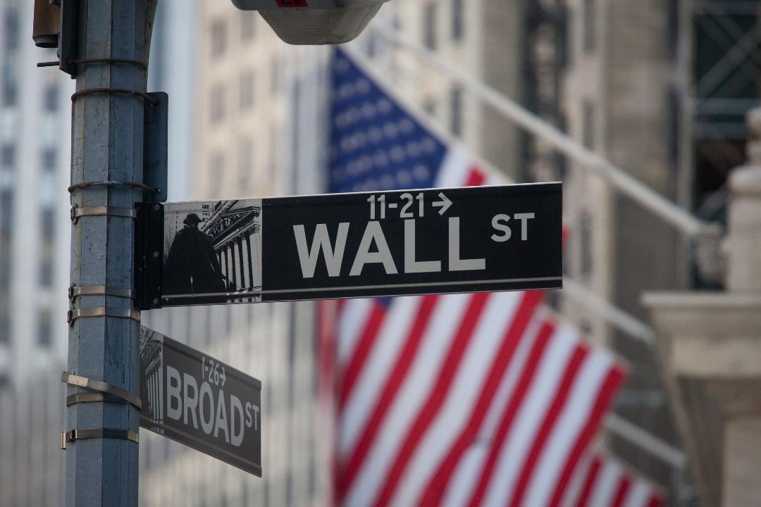 Stocks Higher in Very Strong Week for Markets