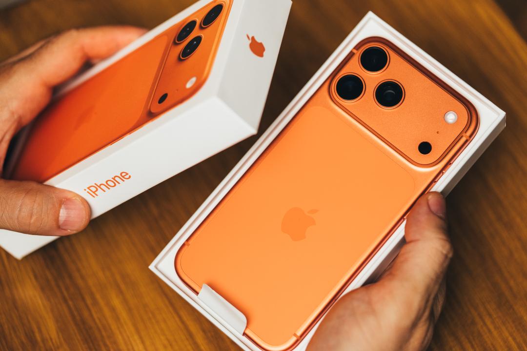 Can Apple (AAPL) Surprise and Shine Announcements Lift Stock Price?